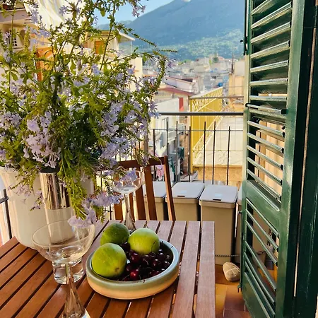 Sarmento Balcony Apartment Carini