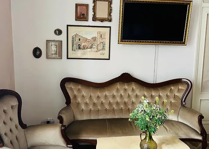 아파트 Sarmento Balcony 카리니