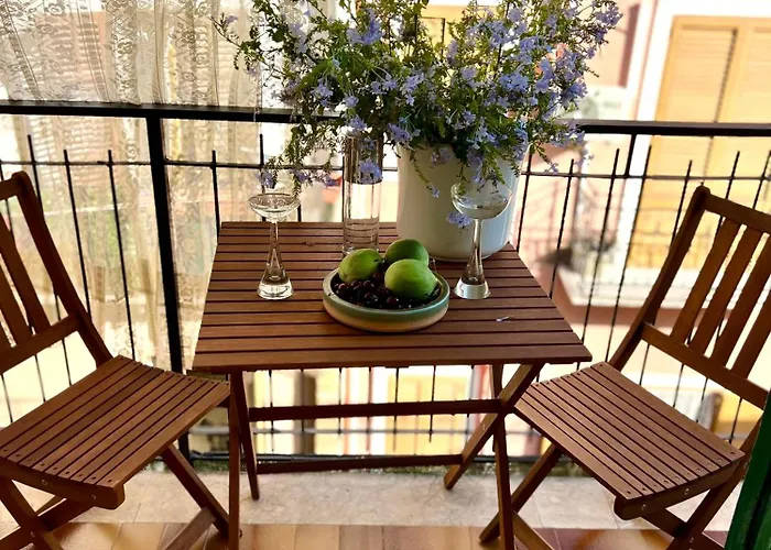 Sarmento Balcony Apartament Carini